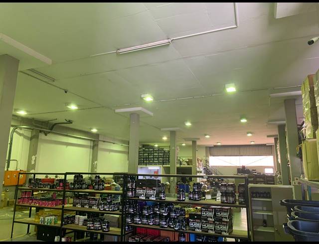1,000M² WAREHOUSE TO LET IN WESTMEAD